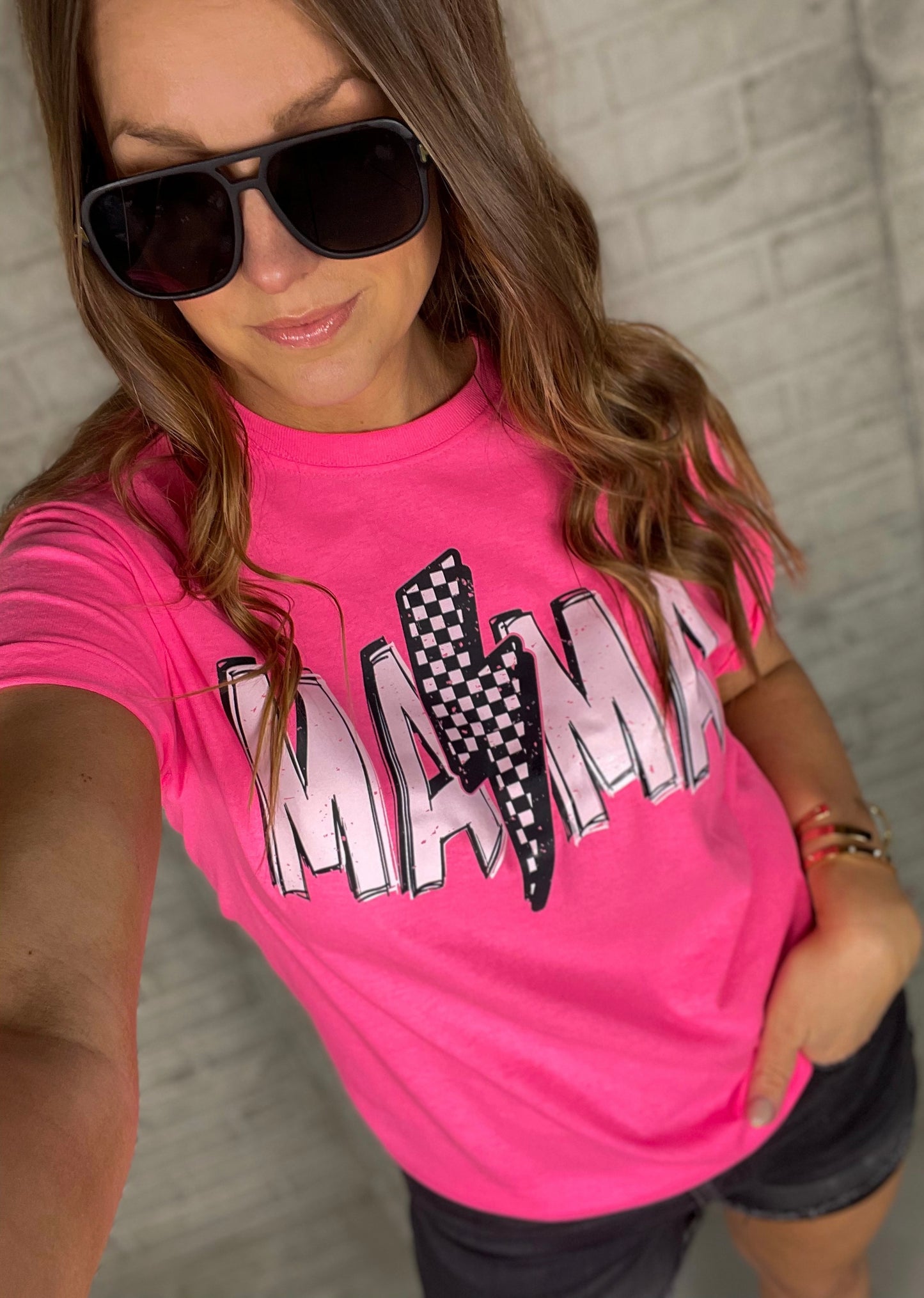 Mama Hot Pink Tee