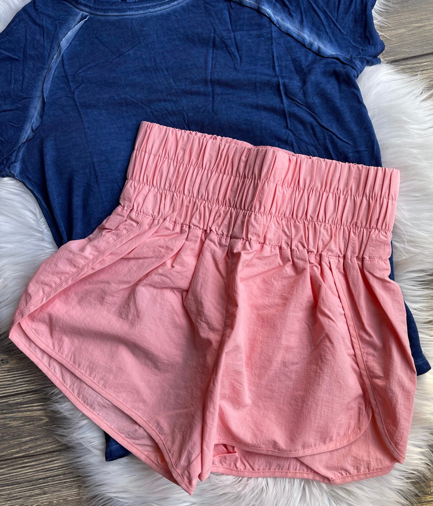 Windbreaker Shorts- Pink